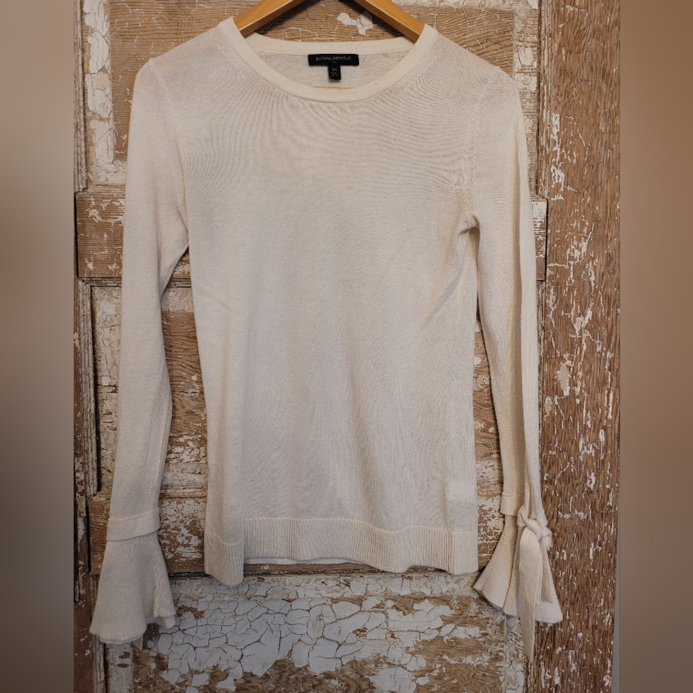 Banana Republic Factory Cream Scoop Neck Sweater with Bell Sleeves.  Size XS